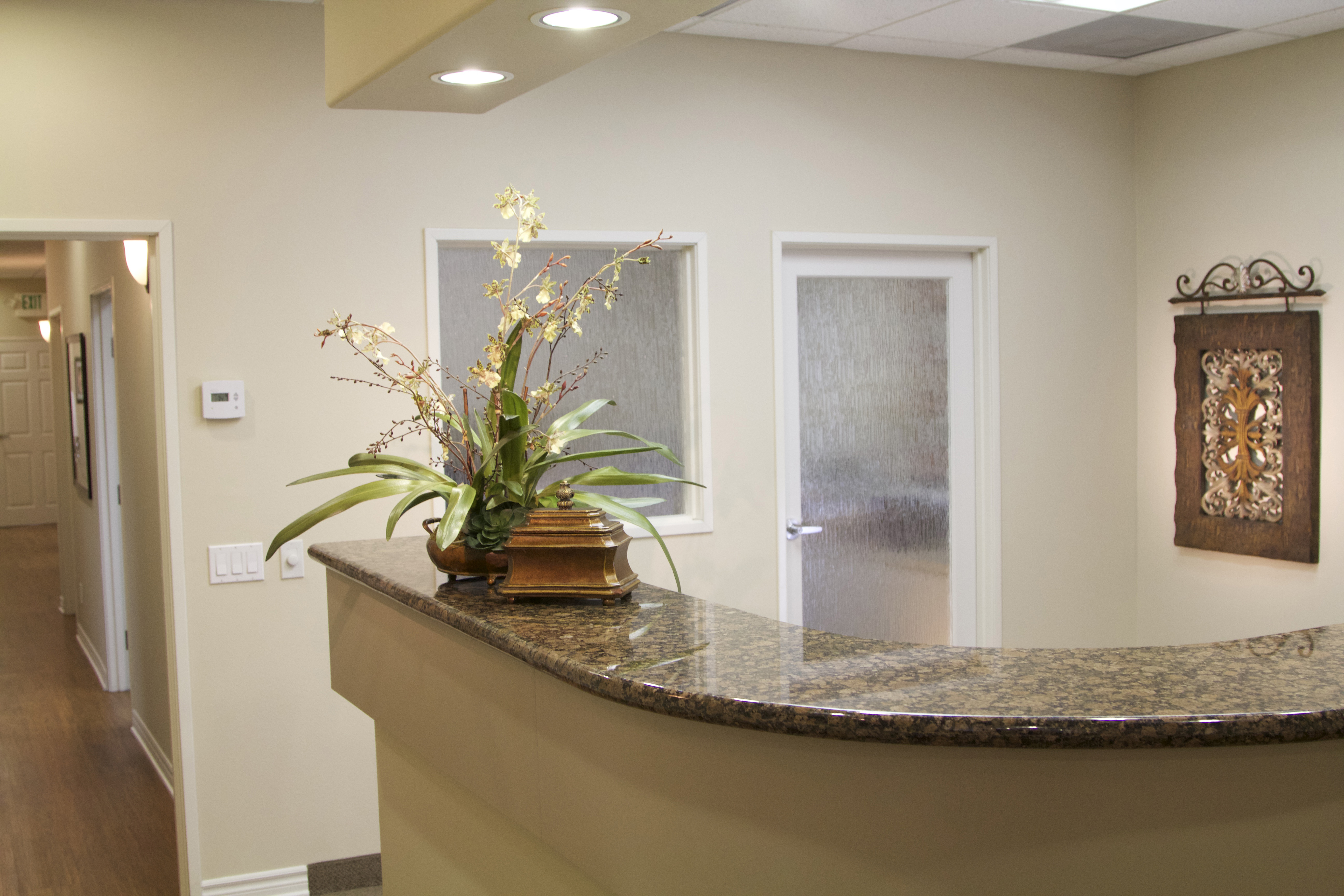 Tustin-Dentist-Front-Area